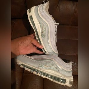 Womens air max 97’